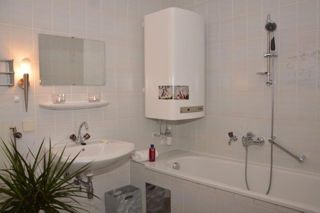U-Room - Im Herzen Von Грац Экстерьер фото