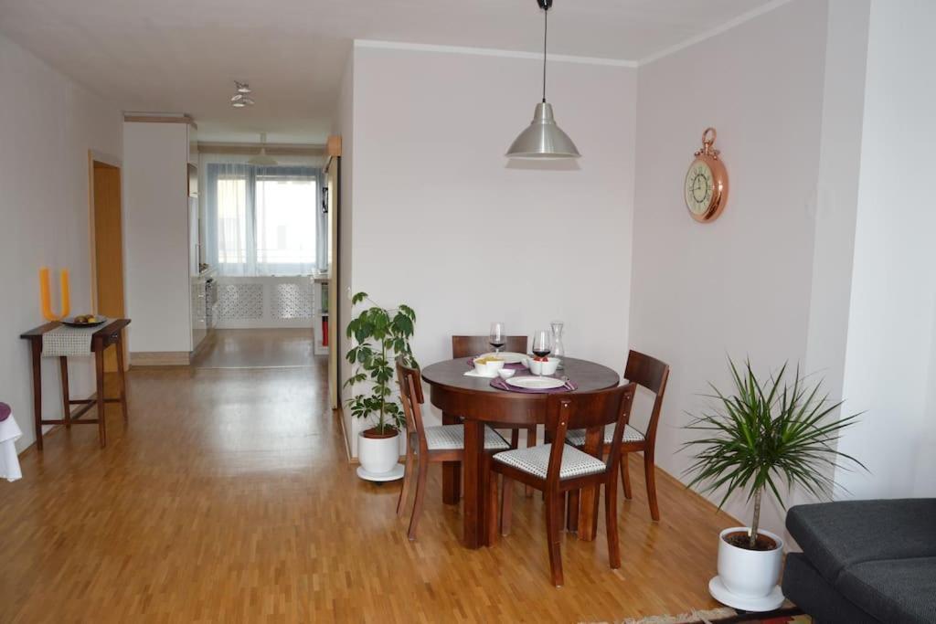 U-Room - Im Herzen Von Грац Экстерьер фото